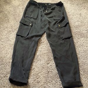 H&M Women's Black Cuffed Cargo Pants Elastic Waist Drawstring Soft